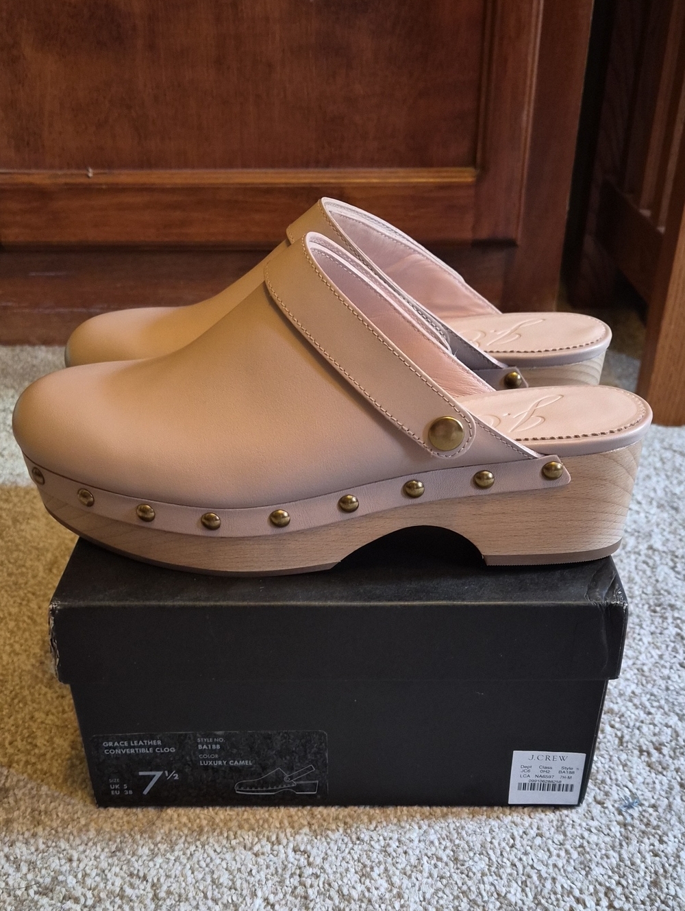 NIB J. Crew Pink Leather Studded Wood-Base Clogs Sz 7.5
